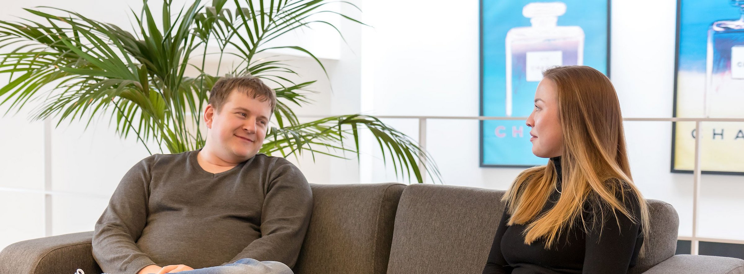 Couch talks Marketing Factory